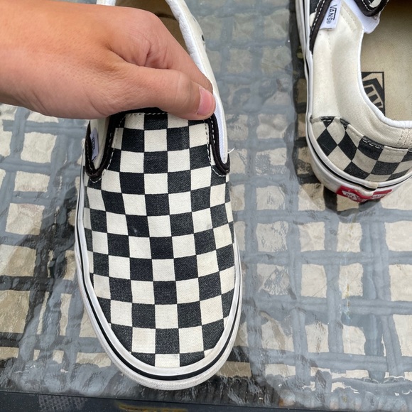 Black and white vans - Picture 7 of 13